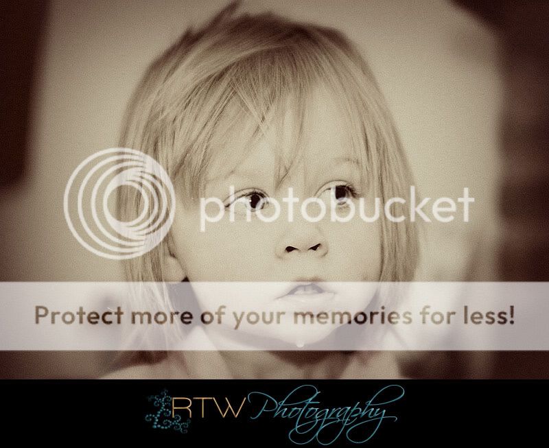 IMAGE: http://i342.photobucket.com/albums/o430/rtwphotography/IMG-1.jpg